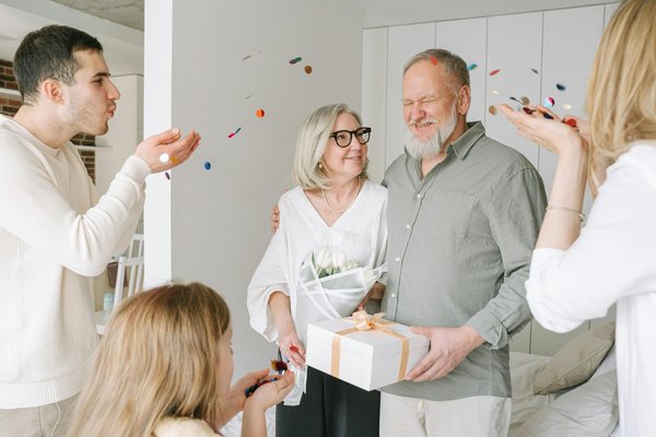 Idée cadeau grand-parent : un abonnement qui fait plaisir !